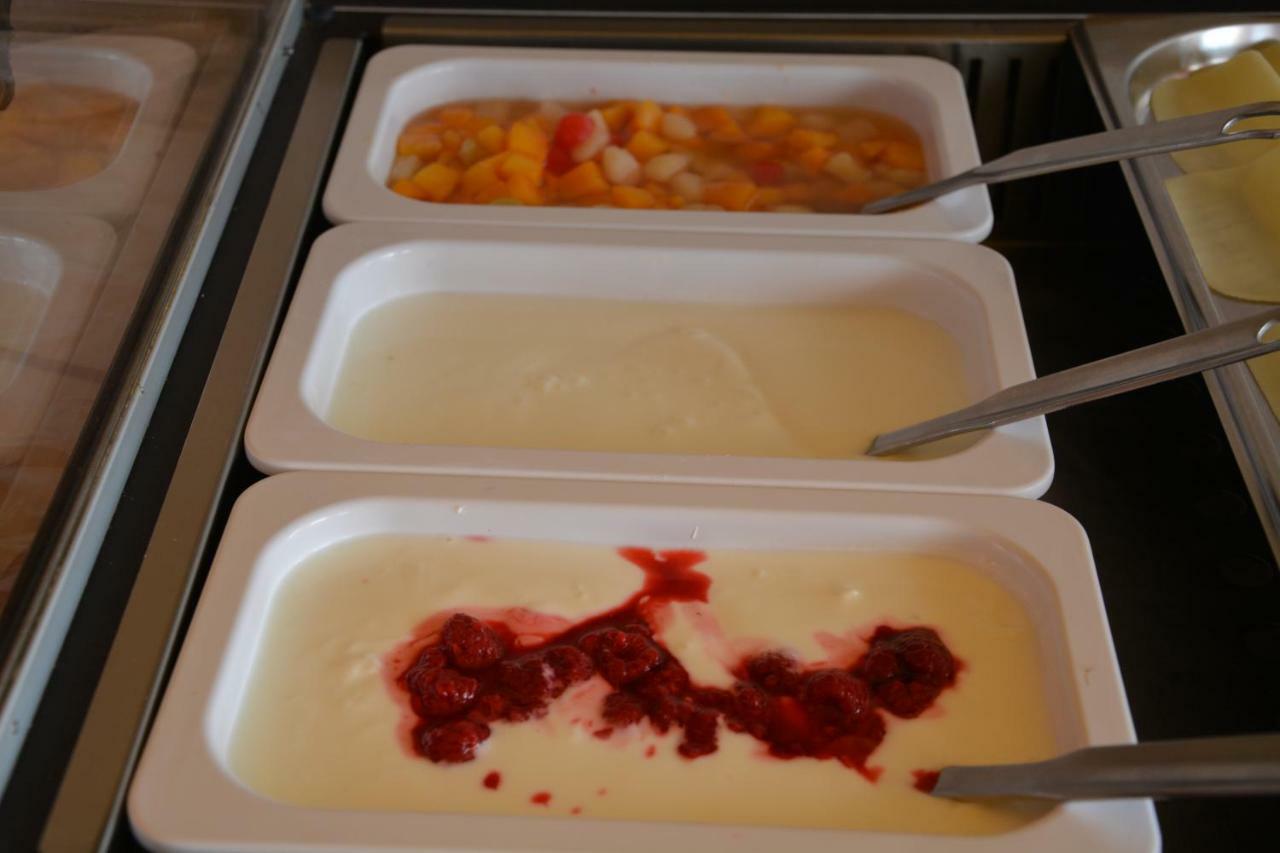Pension Restaurant Rosenberg Jennersdorf Buitenkant foto